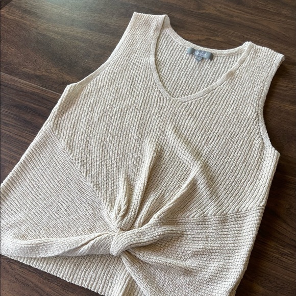 Tops - Cute Knit Tank